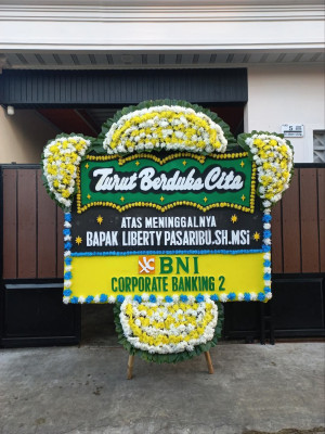 Papan Bunga Duka di Muhajirin